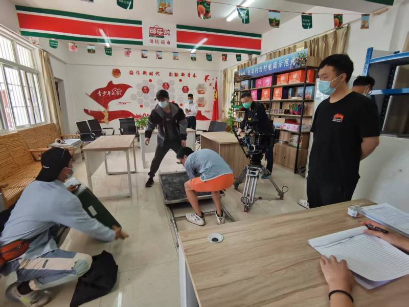 孙吴县广告片拍摄公司：极简主义践行者，少即是多的视觉哲学